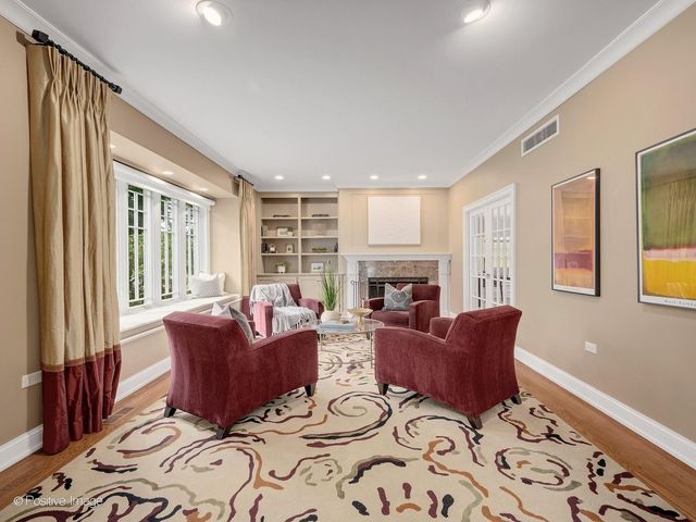 337 S Park Avenue, La Grange, IL 60525