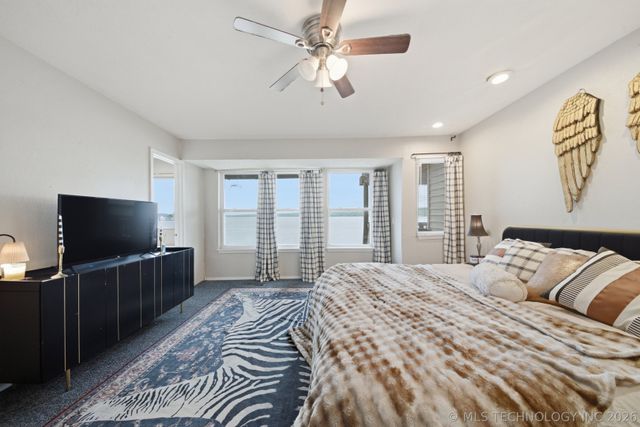 706 Villa Vista Drive, Pryor, OK 74361