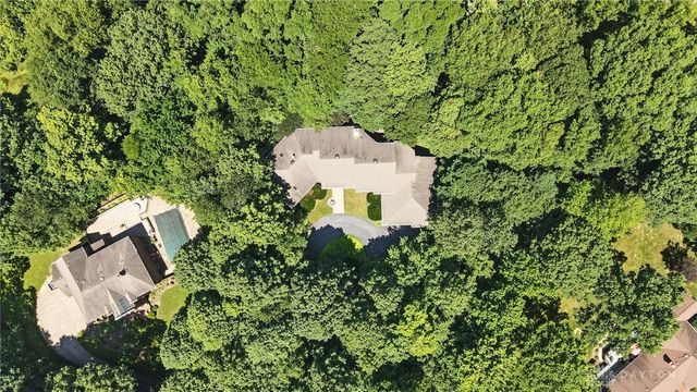 1359 Soaring Heights Drive, Sugarcreek Twp, OH 45440