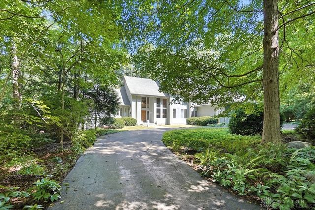1359 Soaring Heights Drive, Sugarcreek Twp, OH 45440