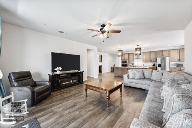 11126 Arundel Way, Bakersfield, CA 93311