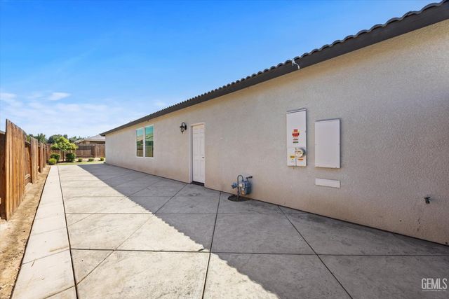 11126 Arundel Way, Bakersfield, CA 93311