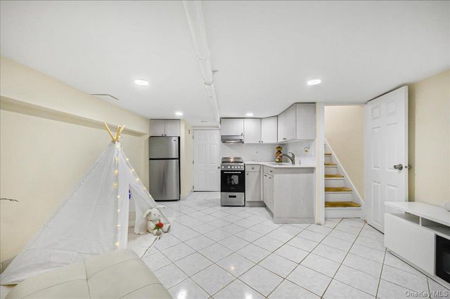 244-37 89th Avenue, Bellerose, NY 11426