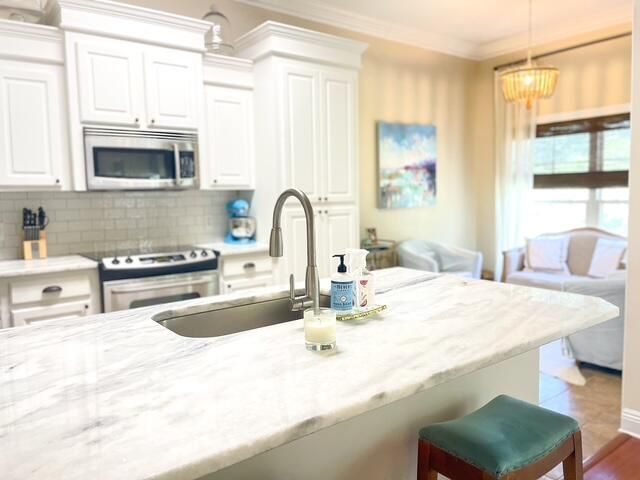 16 Woodside, Hattiesburg, MS 39402