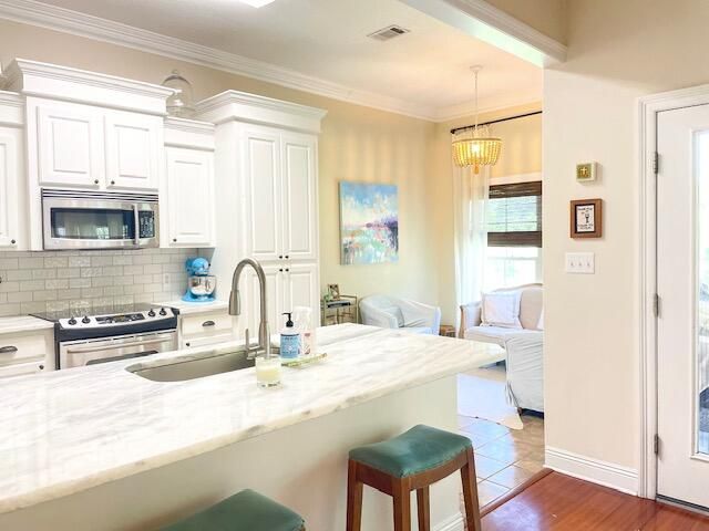 16 Woodside, Hattiesburg, MS 39402