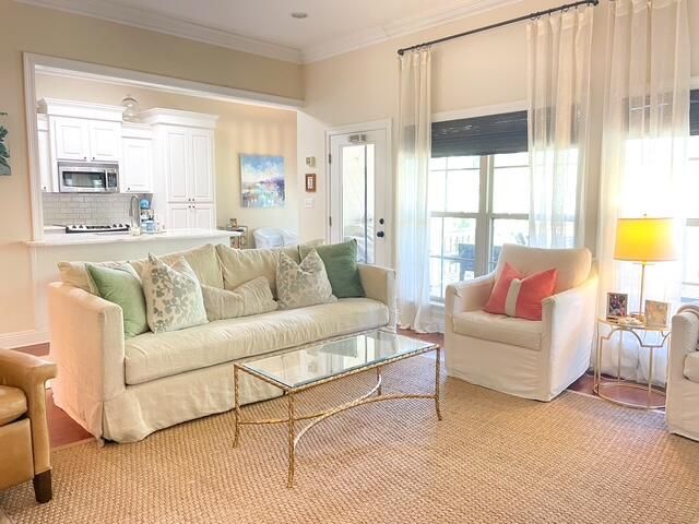 16 Woodside, Hattiesburg, MS 39402