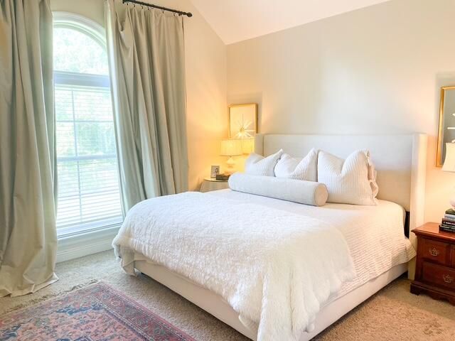 16 Woodside, Hattiesburg, MS 39402