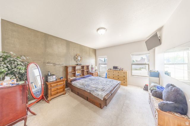 1125 W 3090 S, Syracuse, UT 84075