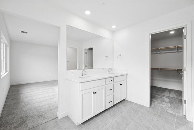 3412 Shaker Way, Sacramento, CA 95835