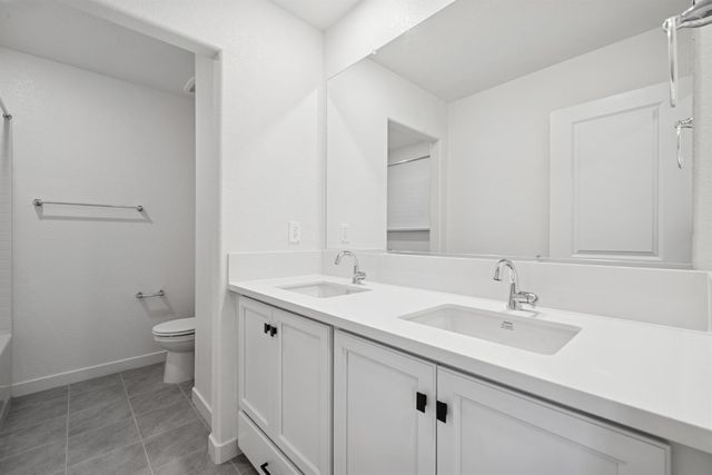 3412 Shaker Way, Sacramento, CA 95835