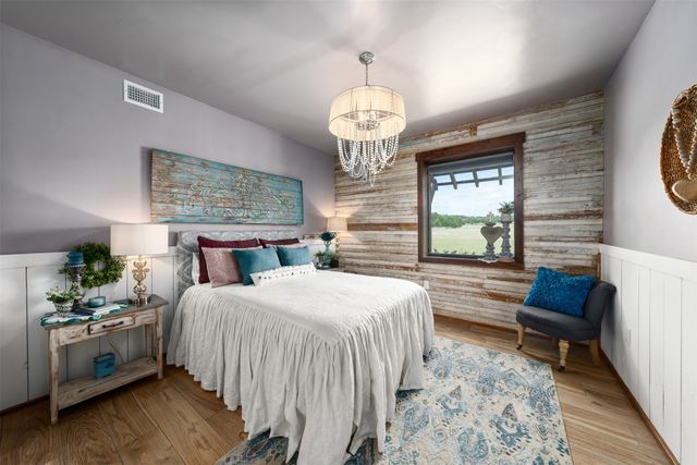 1875 Fm 2136, Clifton, TX 76634