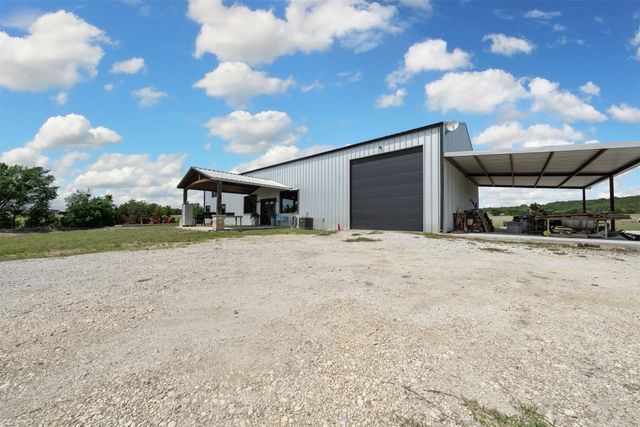 1875 Fm 2136, Clifton, TX 76634
