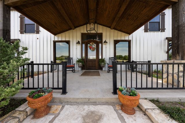 1875 Fm 2136, Clifton, TX 76634