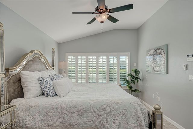 2498 Greendale PL, Cape Coral, FL 33991