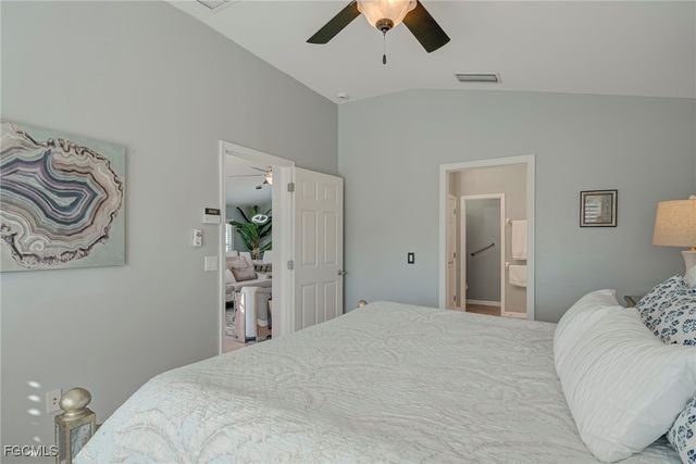 2498 Greendale PL, Cape Coral, FL 33991