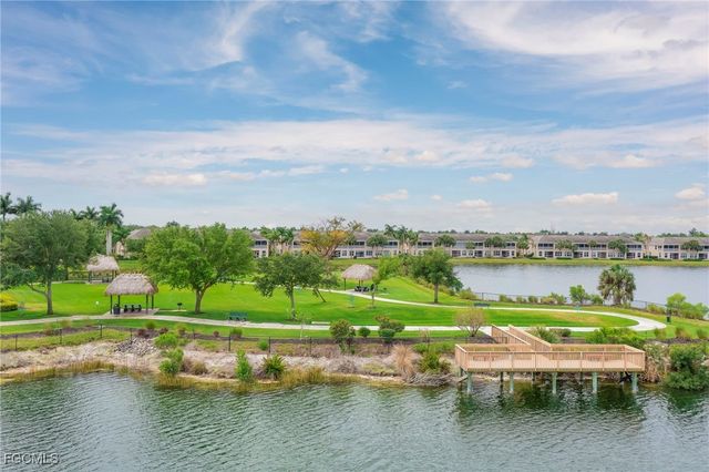 2498 Greendale PL, Cape Coral, FL 33991