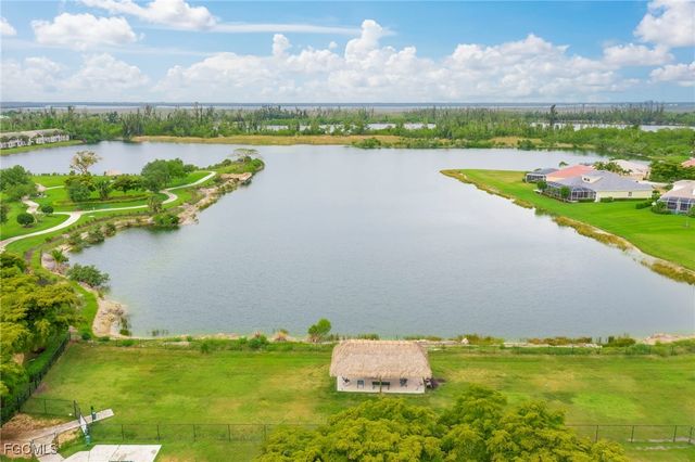 2498 Greendale PL, Cape Coral, FL 33991