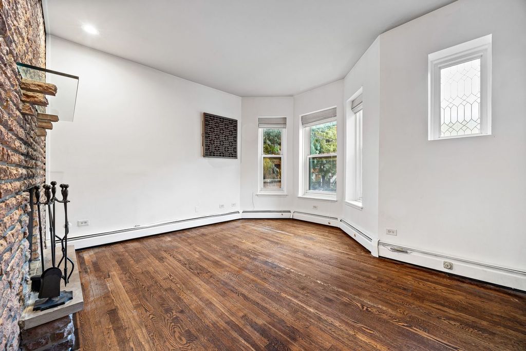 813 W Oakdale Avenue 1W, Chicago, IL 60657 — photo 2