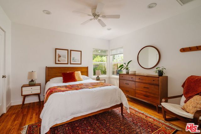 3773 S St Andrews Place, Los Angeles, CA 90018