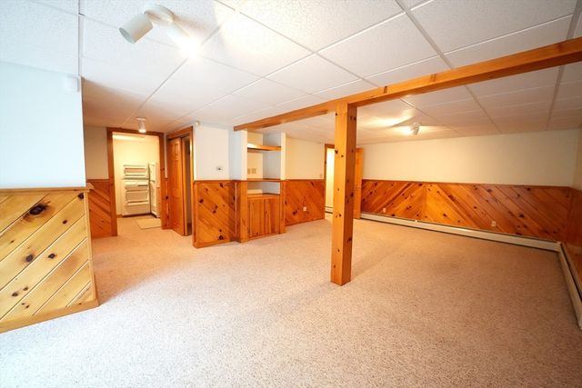 9 Knollwood Dr, Charlton, MA 01507