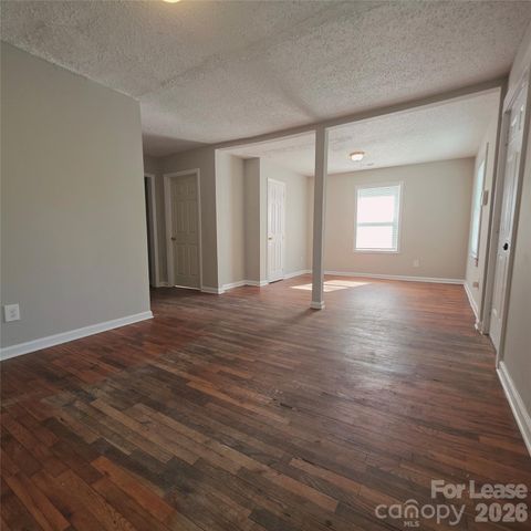 924 Holland Avenue, Charlotte, NC 28206
