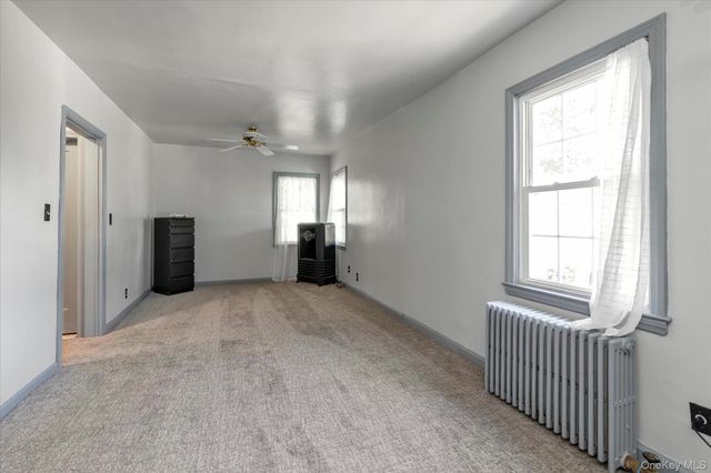 206 Arlington Street, Mineola, NY 11501