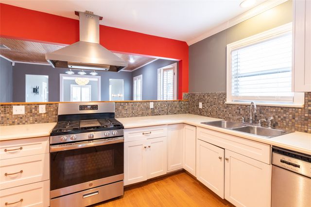 5102 Bradford Drive, Dallas, TX 75235