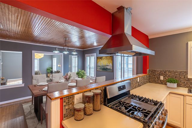 5102 Bradford Drive, Dallas, TX 75235