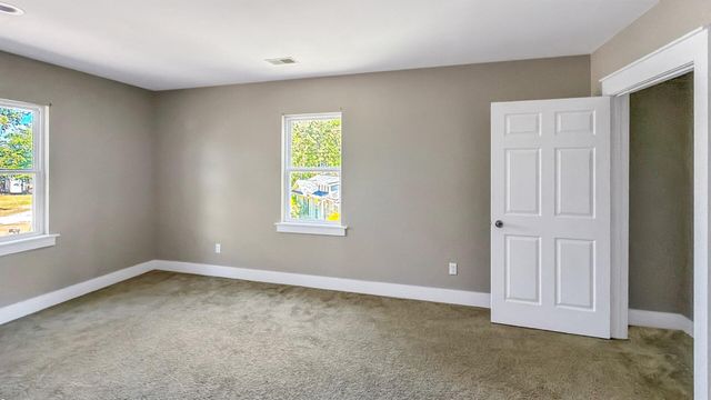 64 Tin Cup Lane, Walterboro, SC 29488