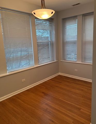 6752 S CLYDE Avenue 3, Chicago, IL 60649