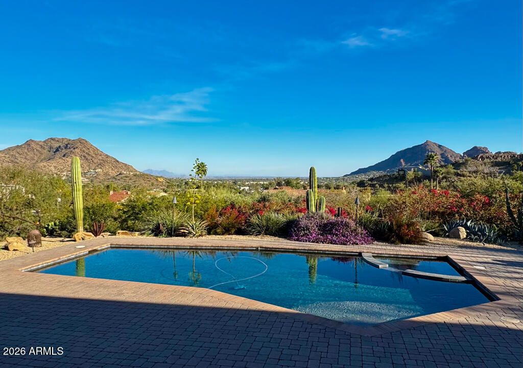 7306 N BROOKVIEW Way, Paradise Valley, AZ 85253 — exterior