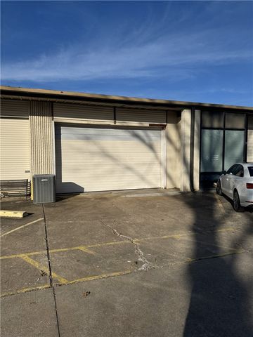 201 S 20th Street 14 & 15, Rogers, AR 72758