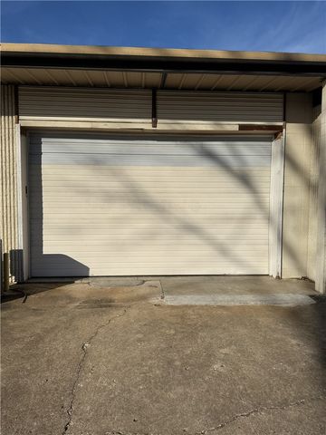 201 S 20th Street 14 & 15, Rogers, AR 72758