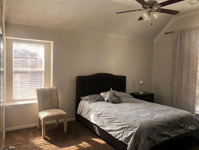 15922 Cutten Road, Houston, TX 77070