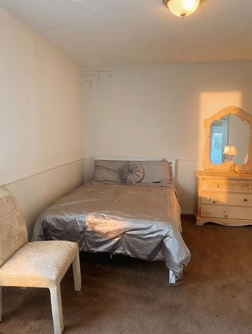 15922 Cutten Road, Houston, TX 77070