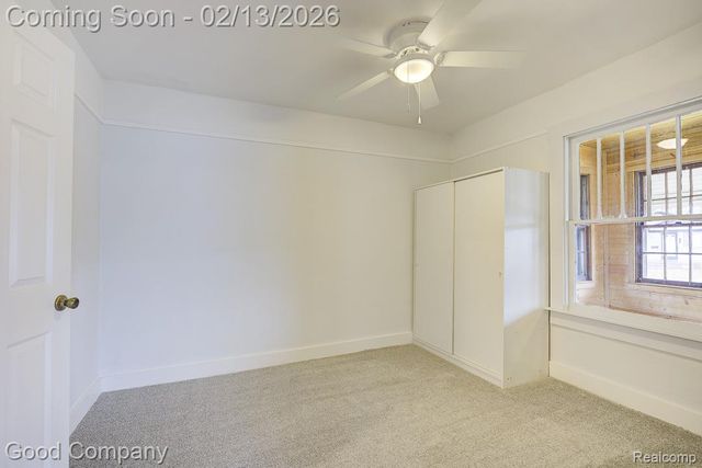 720 E Granet Avenue, Hazel Park, MI 48030