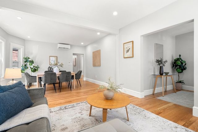 52-54 Woodrow Avenue 1, Medford, MA 02155