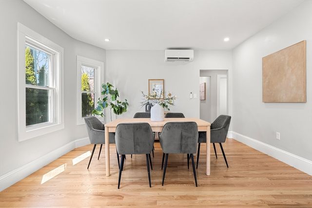 52-54 Woodrow Avenue 1, Medford, MA 02155