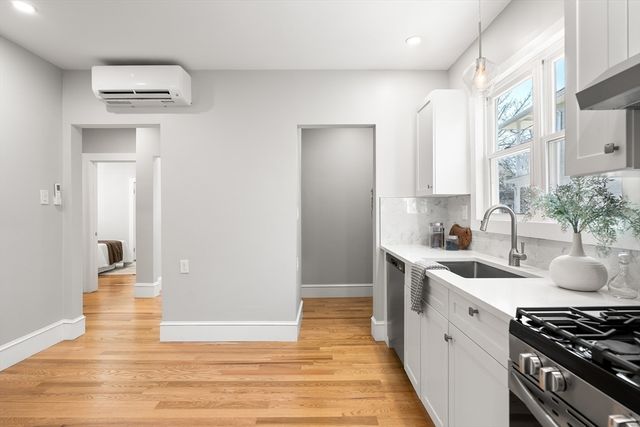 52-54 Woodrow Avenue 1, Medford, MA 02155