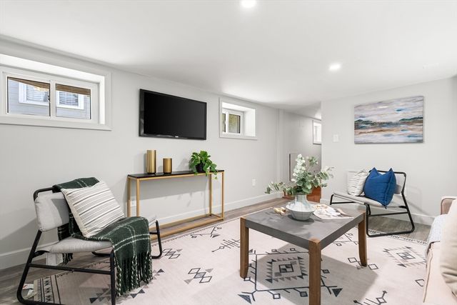 52-54 Woodrow Avenue 1, Medford, MA 02155