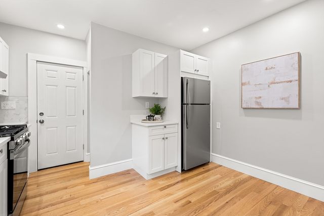 52-54 Woodrow Avenue 1, Medford, MA 02155