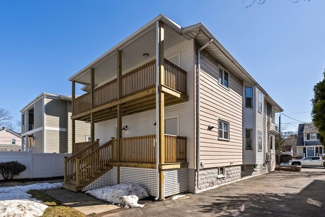 52-54 Woodrow Avenue 1, Medford, MA 02155