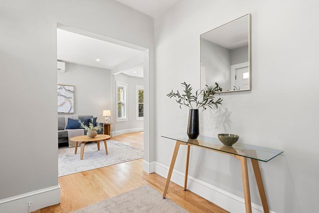 52-54 Woodrow Avenue 1, Medford, MA 02155