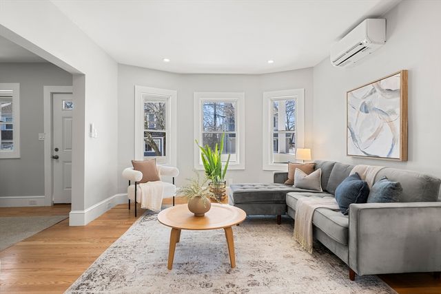 52-54 Woodrow Avenue 1, Medford, MA 02155