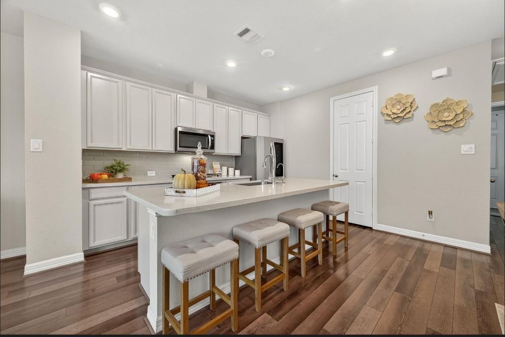 9416 Caddo Ridge Lane, Cypress, TX 77433