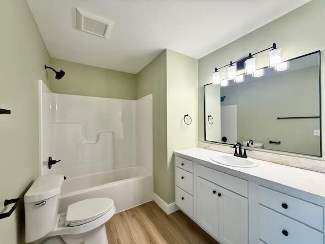 3237 Signal Point Drive, Allegan, MI 49010