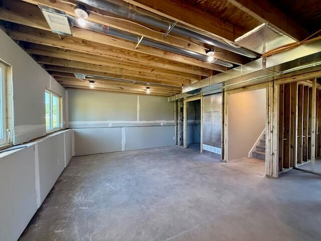 3237 Signal Point Drive, Allegan, MI 49010