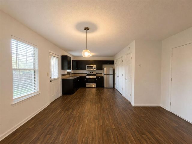 2490 Rambling Way, Lithonia, GA 30058