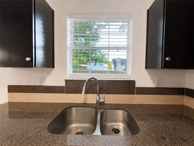 2490 Rambling Way, Lithonia, GA 30058