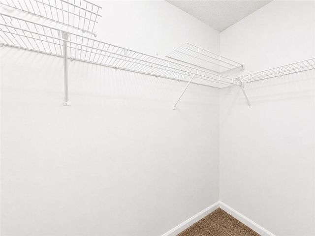2490 Rambling Way, Lithonia, GA 30058